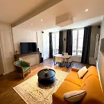 Charme & Tranquillite - Centre Historique Apartmán *